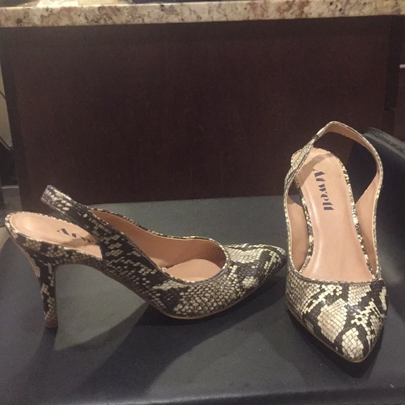 Corey high heel slick back pump - Picture 5 of 6